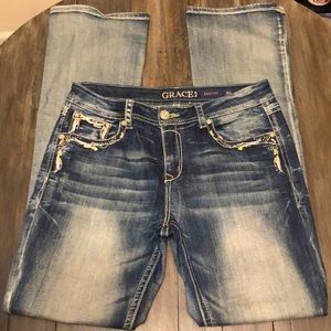 ❤️ GRACE IN LA BLINGED OUT—EASY FIT JEANS ♥️